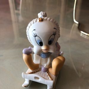 Lenox Tweety bird on sled ornament
